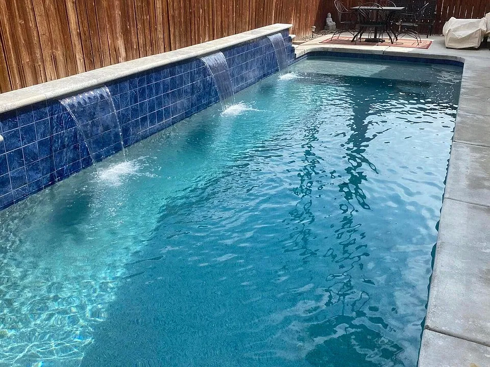 53390 Avenida Navarro