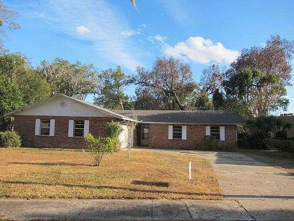 2nd image of 610 Northwood Cir