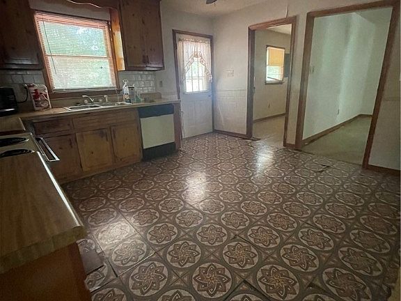 4th image of 106 Shreveport Rd