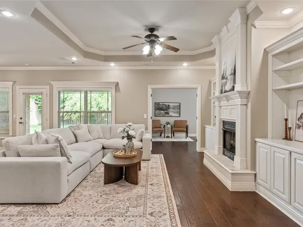 1671 Foxboro Ct, Bentonville, AR 72713