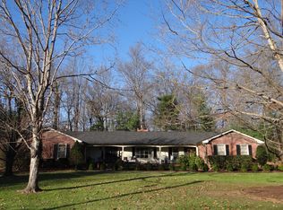 1060 Robin Ln, Cookeville, TN 38501