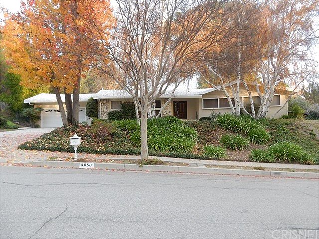 1st image of 4658 Brewster Dr