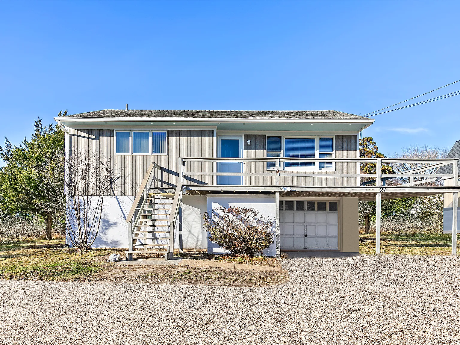 Amagansett Dunes House -2 minute walk to the beach — Photo 3