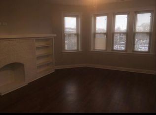 7800 S Ridgeland Ave APT 3, Chicago, IL 60649