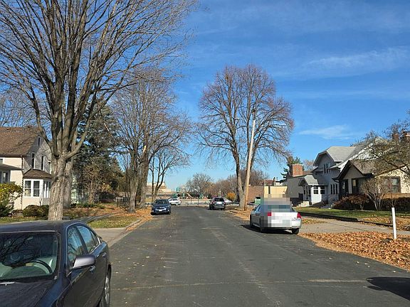 4th image of 138 6th Ave S