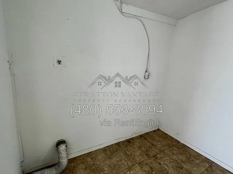 799 E Buffalo St — Photo 14
