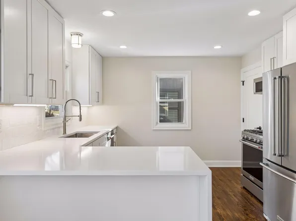 2520 Lynn Ave S, Saint Louis Park, MN 55416