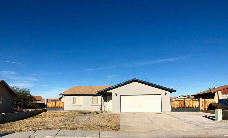 1st image of 8718 E 38th Pl