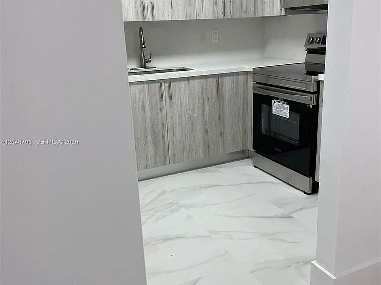 6190 W 19th Ave #206 — Photo 4