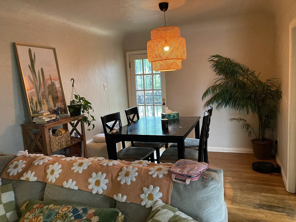 3 bed, 1100 sqft, $2,195 — Photo 4