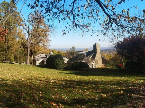 17742 Raven Rocks Rd, Bluemont, VA 20135