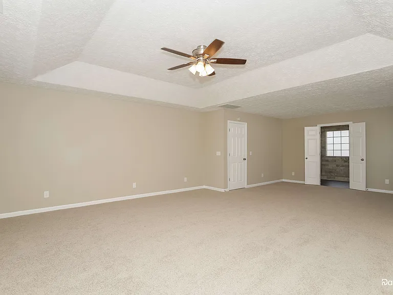 2462 Tolliver Dr — Photo 10