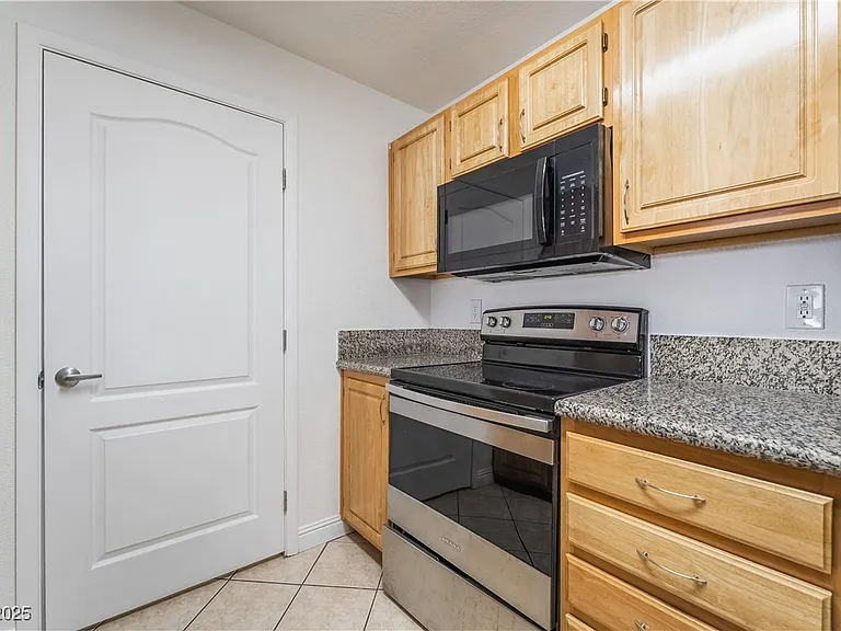 5055 W Hacienda Ave #2127 — Photo 15