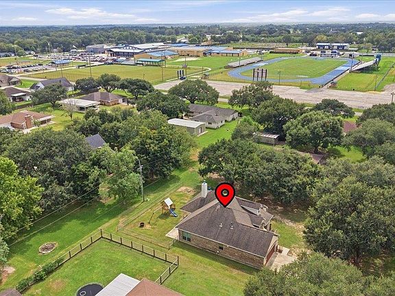 5th image of 15369 Jackie Rd