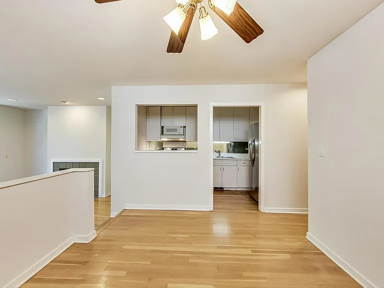 929 W Wrightwood Ave #A — Photo 7