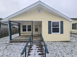 1913 W 10th St, Muncie, IN 47302