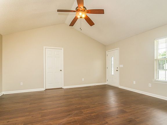 3rd image of 1103 Jerico Rd