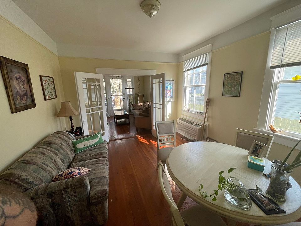 1st image of 2676 Jasmine St