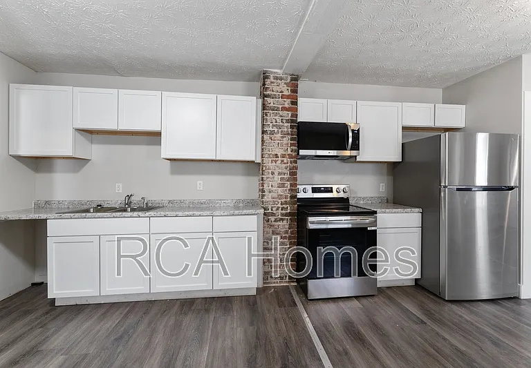 1509 S Randolph St — Photo 3