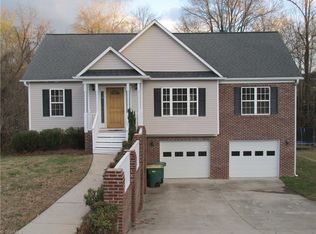 4625 Elkvalley Ct, Winston Salem, NC 27103