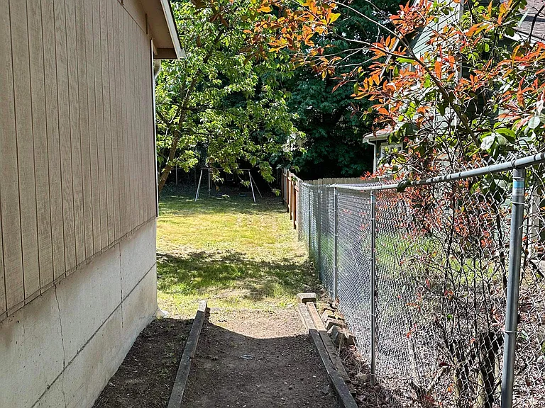 7324 E Taylor St — Photo 27