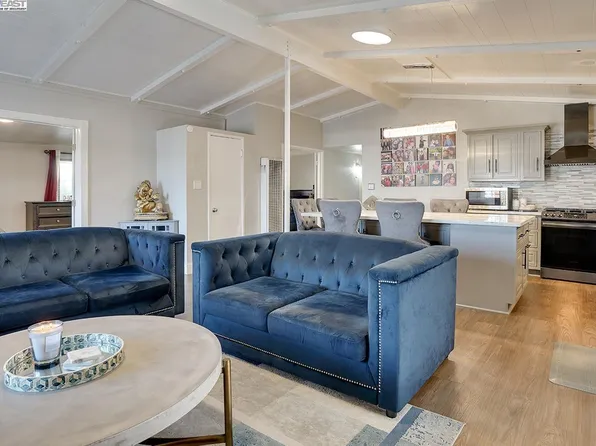 27412 Portsmouth Ave, Hayward, CA 94545