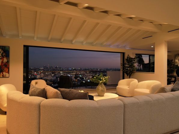 2260 Maravilla Dr