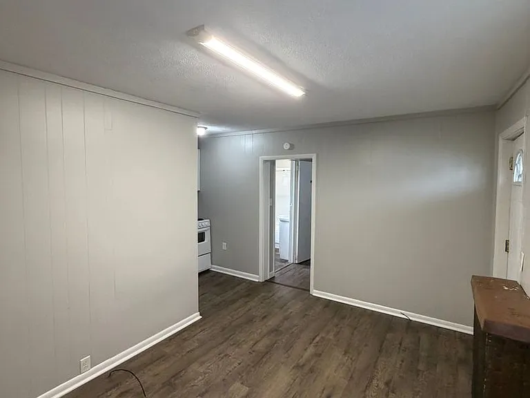 618 S Center St — Photo 9