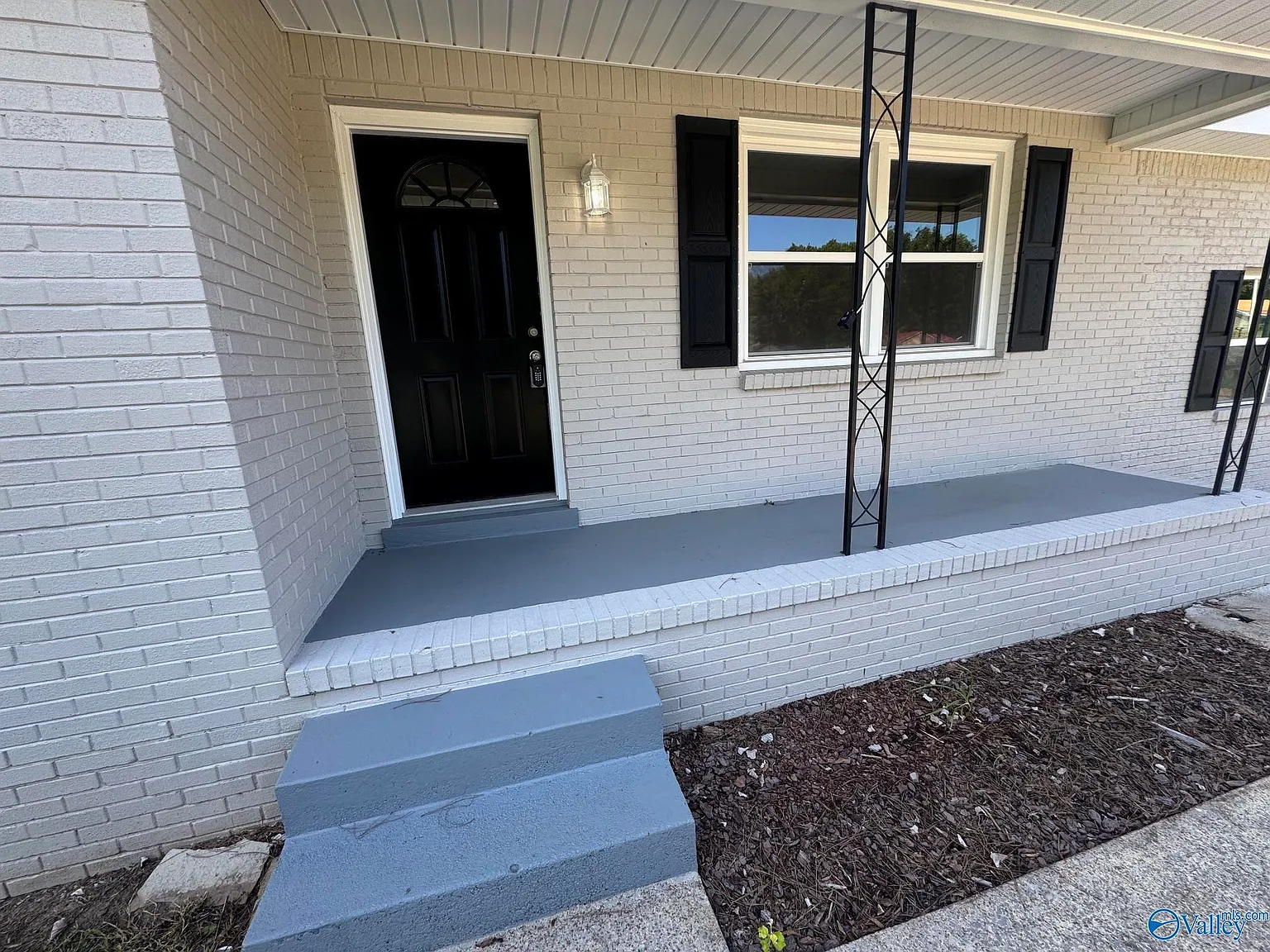 4 bed, 2.0 bath, 1493 sqft, $1,450 — Photo 4