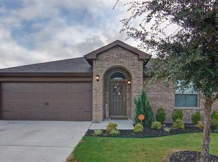 181 Bridlewood St, Azle, TX 76020