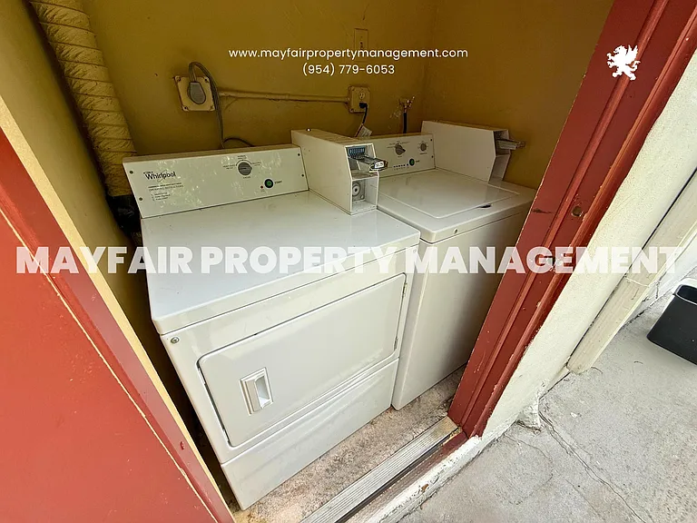 401 NW 43rd St — Photo 15