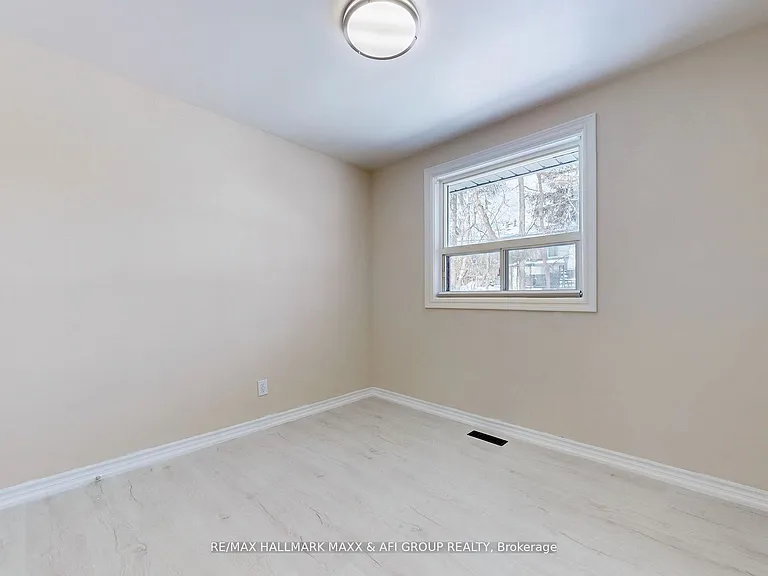 207 Septonne Ave #MAIN — Photo 21