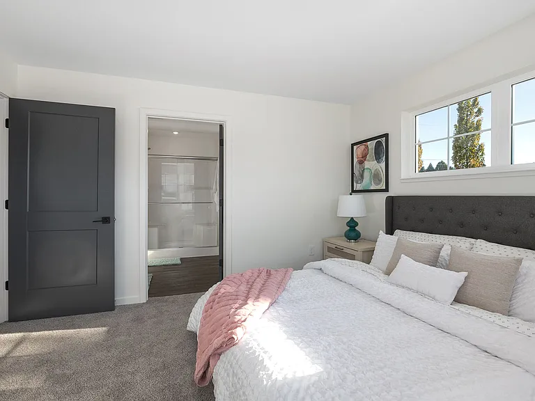 River Birch Apartment Homes — Photo 17