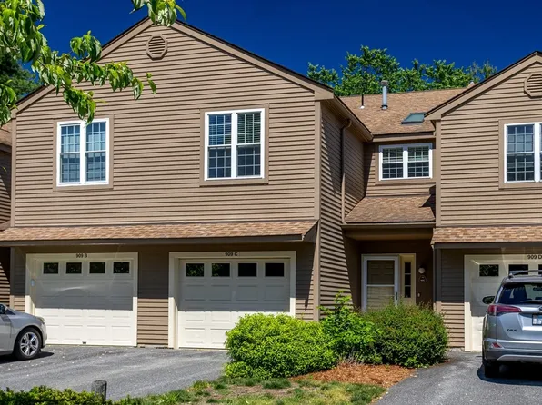 909 Ridgefield Cir #909C, Clinton, MA 01510