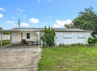 5815 SE Red Fox Dr, Winter Haven, FL 33884