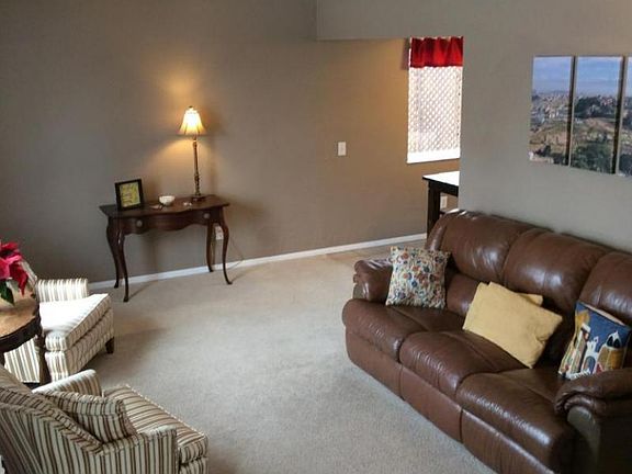 3rd image of 5586 Bluegrass Way