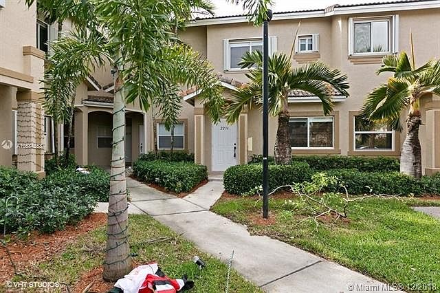1st image of 2236 SE 26th Ln #2236-1