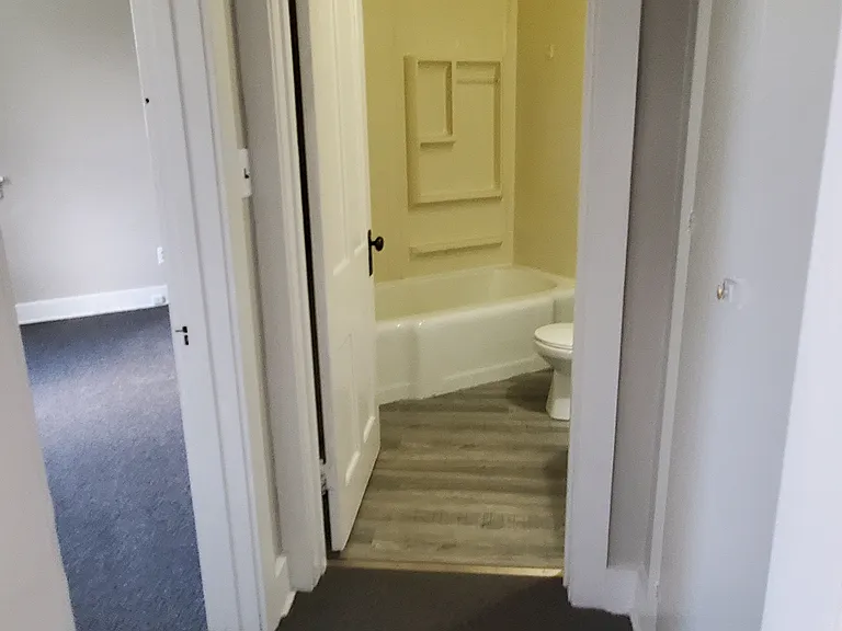 416 Central Ave #B — Photo 8
