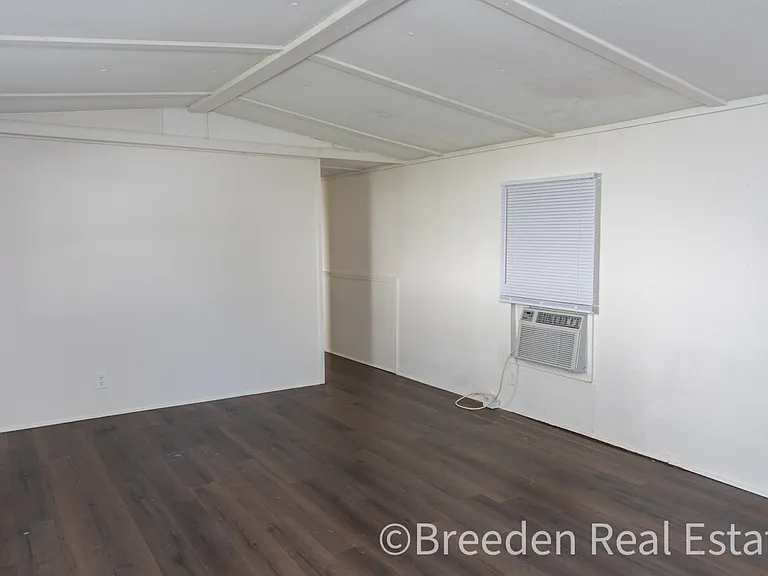 3025 Trophy Ct — Photo 4
