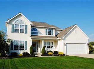38246 Overlook Ct, North Ridgeville, OH 44039