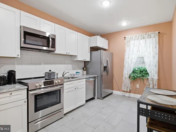 925 N Broad St #29-2F, Philadelphia, PA 19123