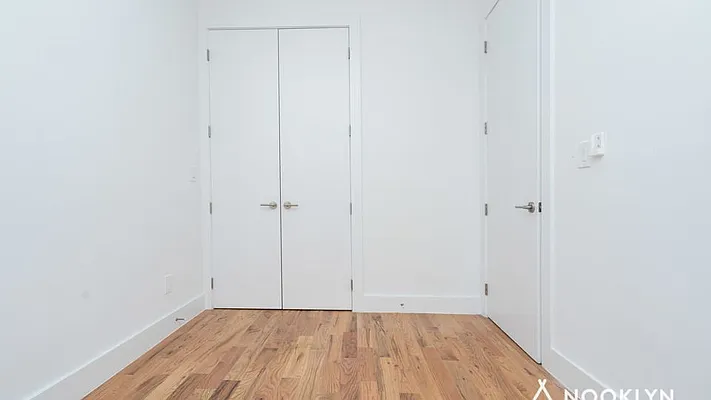 Rented by Nooklyn NYC LLC | media 5