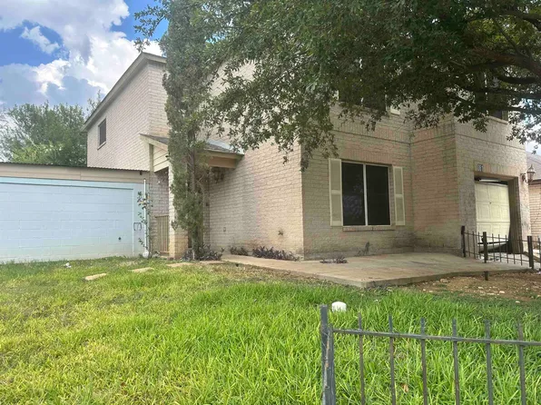 3061 Saint Margaret Ln, Laredo, TX 78046