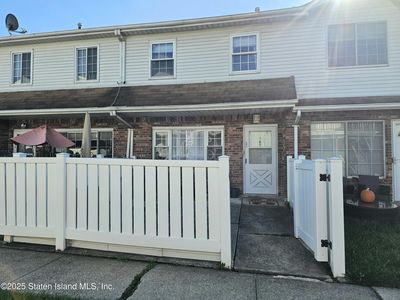 65 Country Dr N #A, Staten Island, NY, 10314