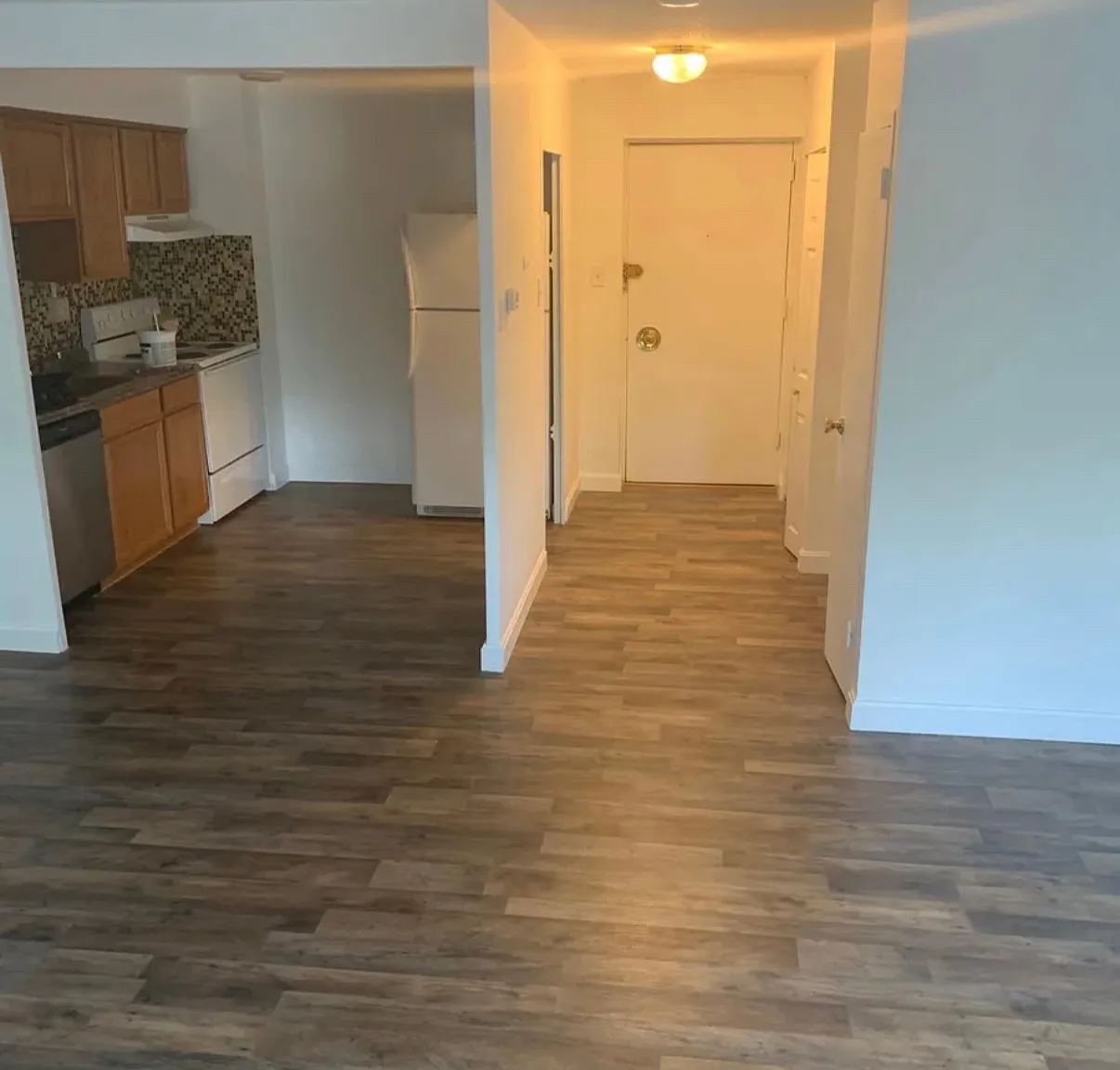 111 Chestnut St — Photo 2