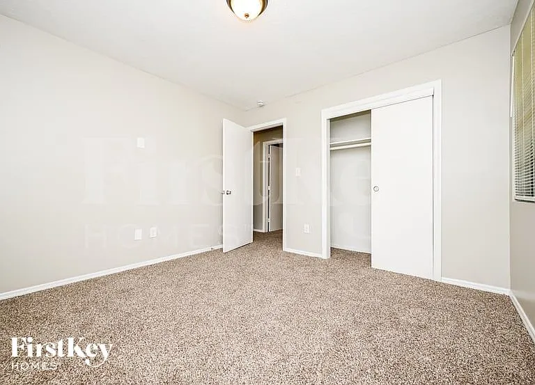 3031 Orbit Cir — Photo 12