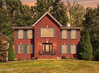 4003 Landherr Dr, Jeffersontown, KY 40299