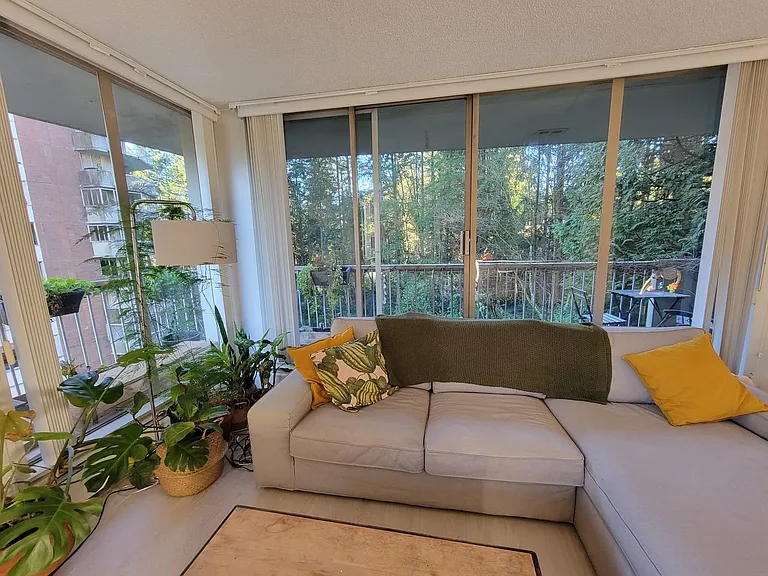 2020 Fullerton Ave #408 — Photo 18