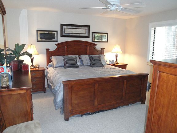 Master Bedroom Main Floor