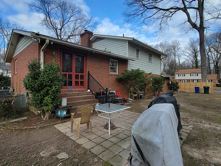 100 Archer Rd #C — Photo 20